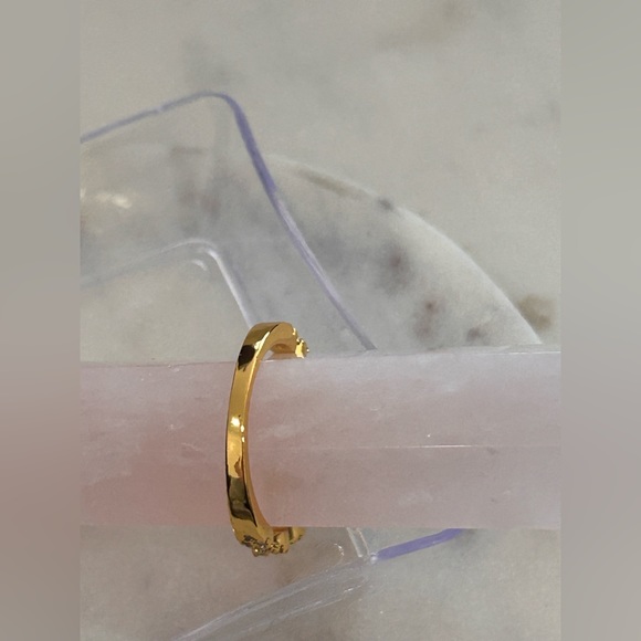 Vintage style pear cut pave set royal looking ring size 8 - Picture 5 of 10